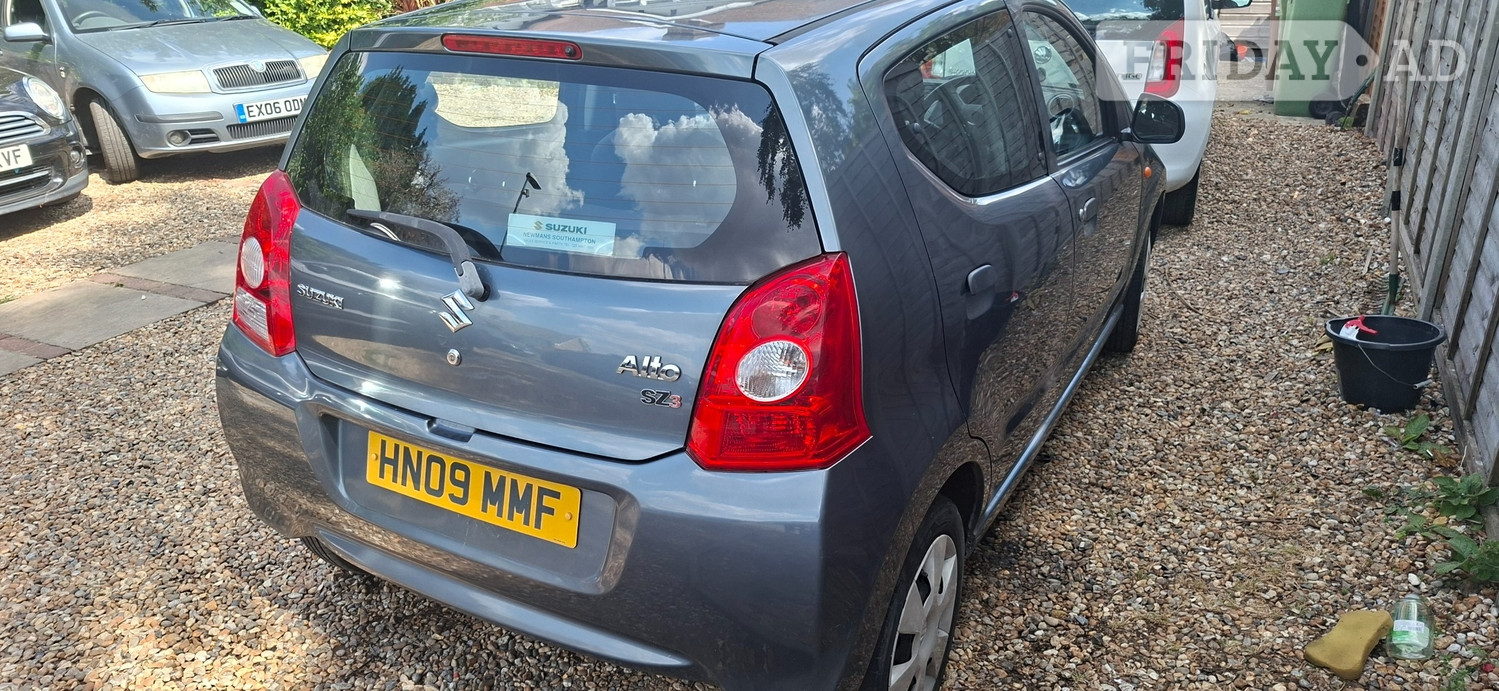 Suzuki Alto 2009 - Cars in Sutton