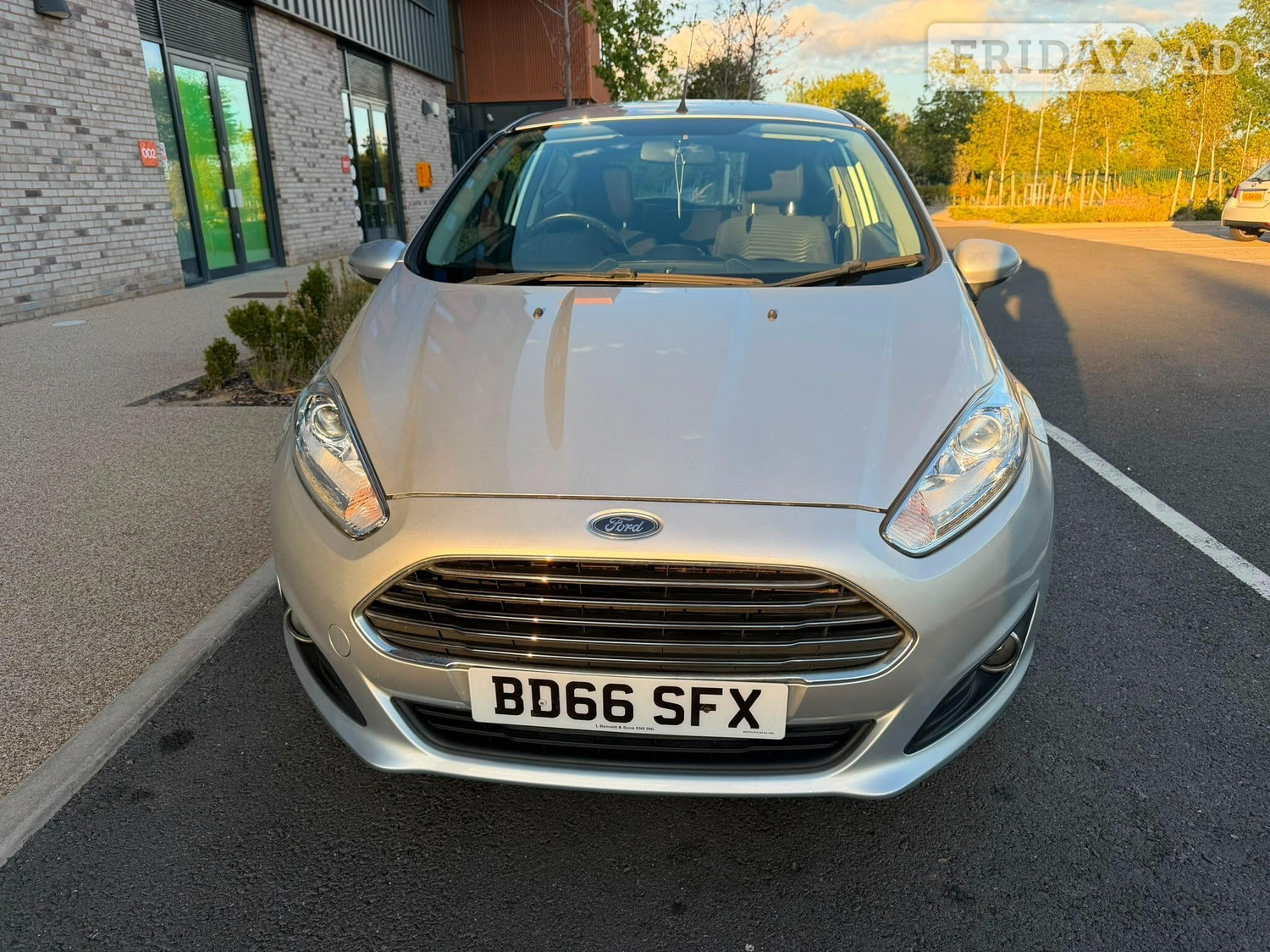 [ berth ]Ford Fiesta