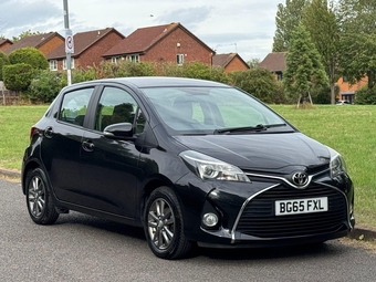 Toyota Yaris 2015