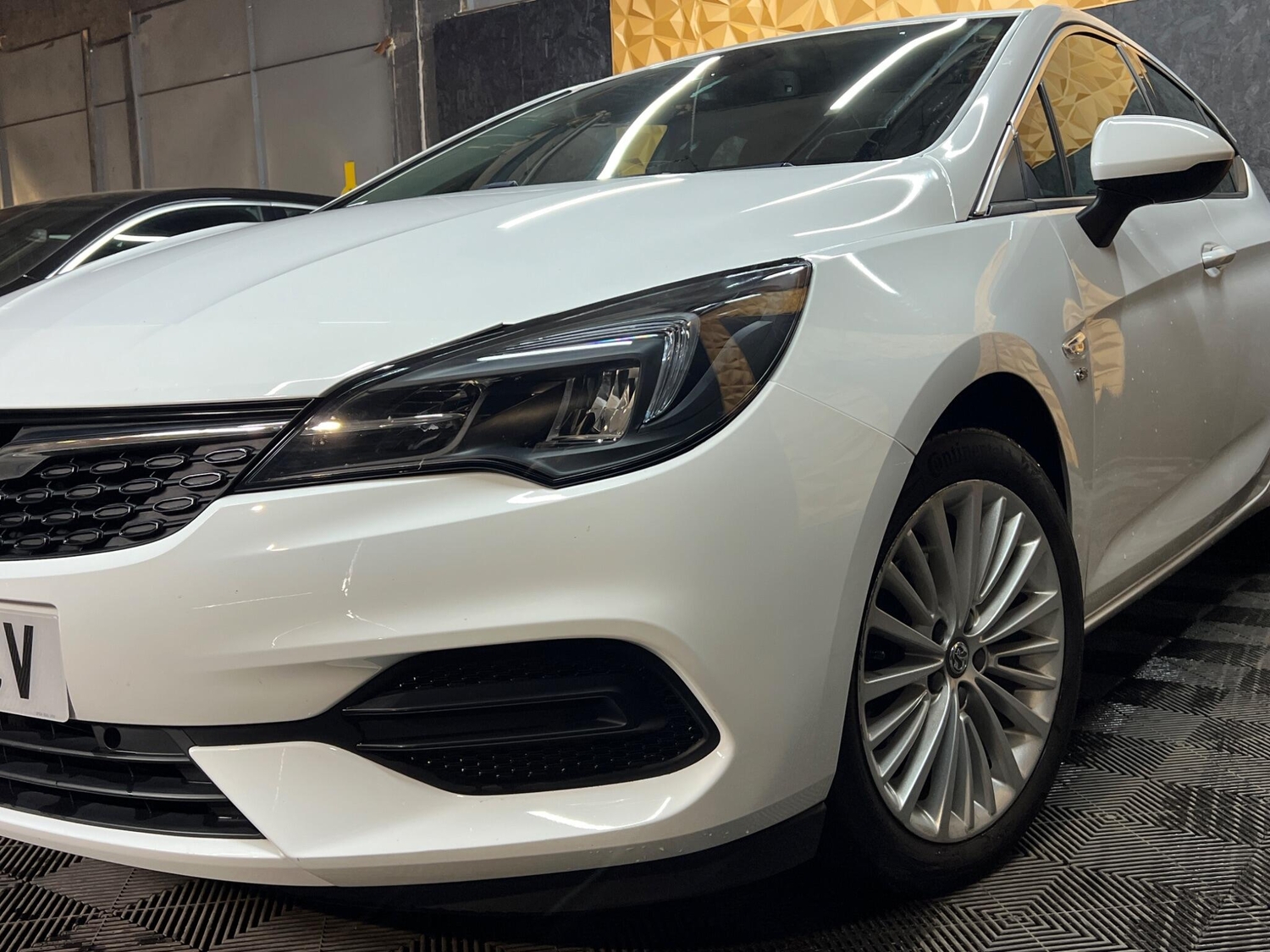 [ berth ]Vauxhall Astra