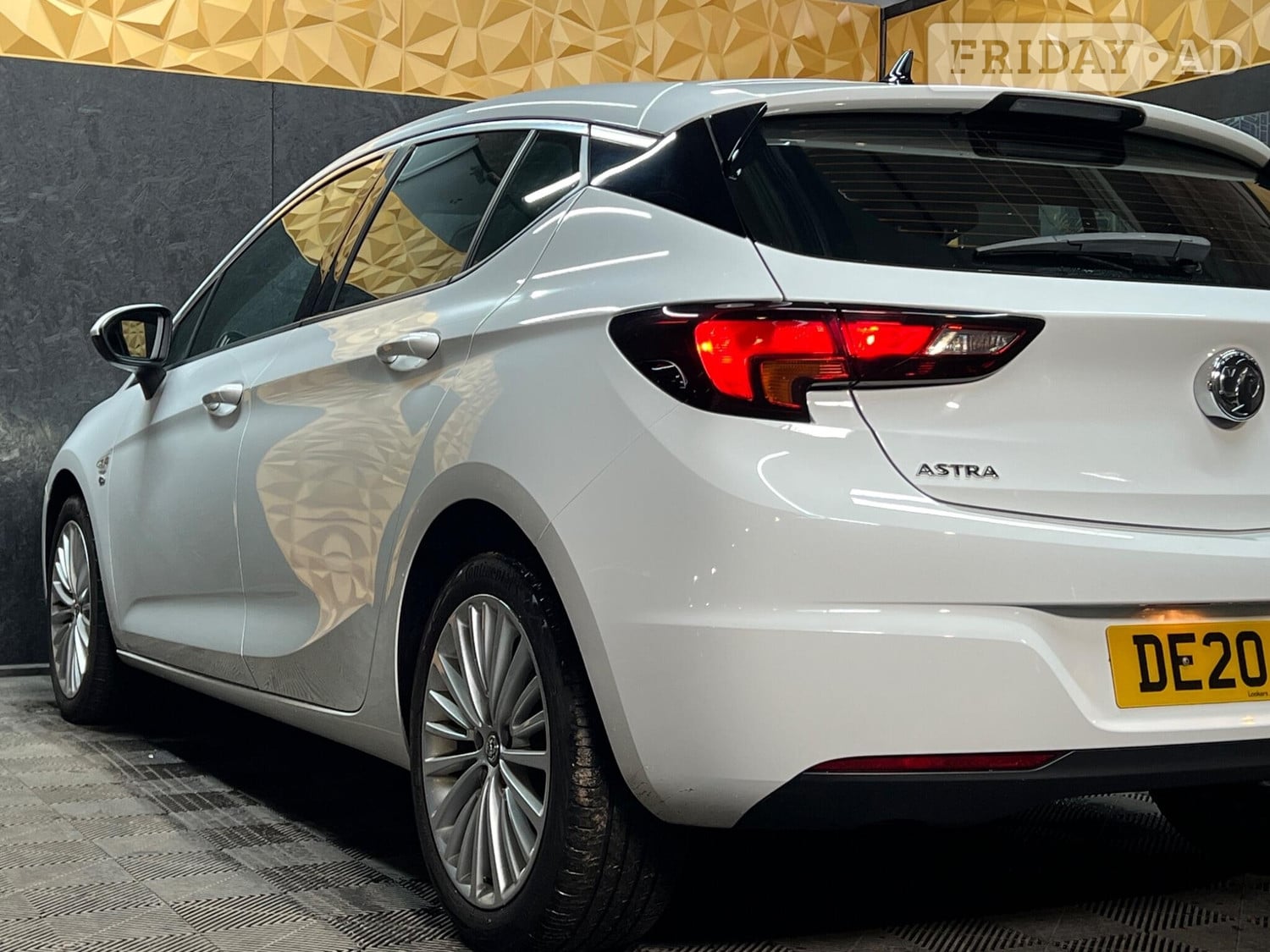 Vauxhall Astra 2020 - Cars in Halifax