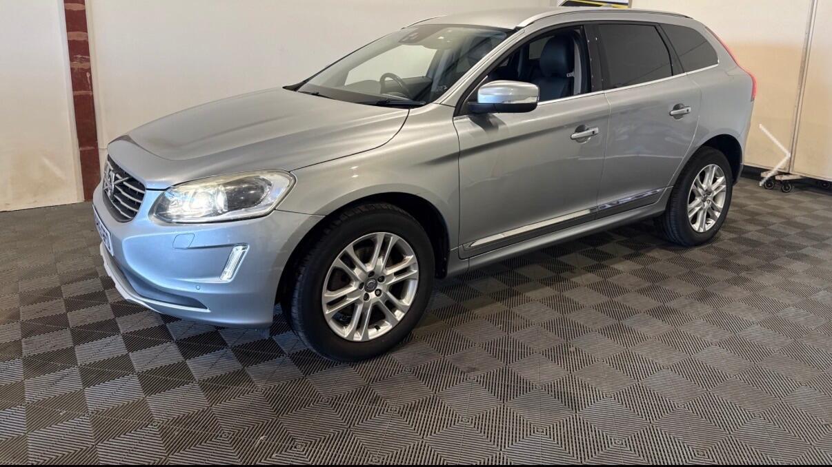 2015 Volvo XC60 2.4 D5 SE Lux Nav Geartronic AWD Euro 5 5dr - Cars