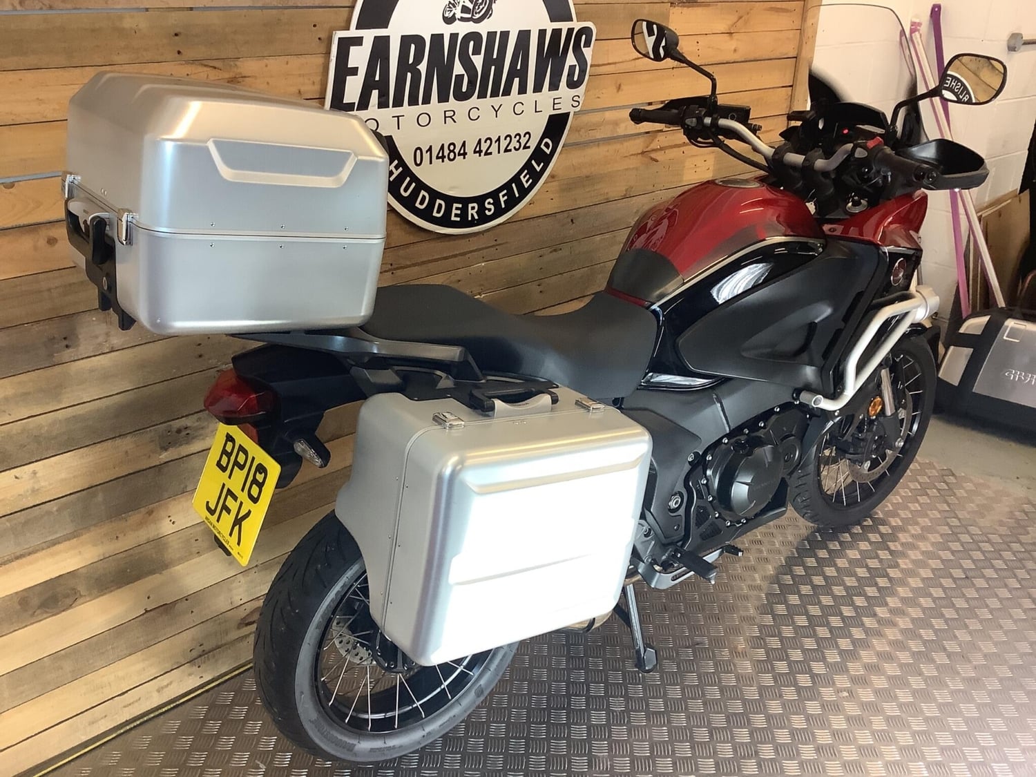Honda VFR 2018 - Motorbikes, Scooters & Quads in Huddersfield
