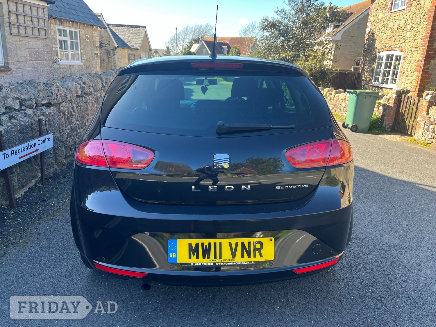 SEAT Leon 2011 - Cars
