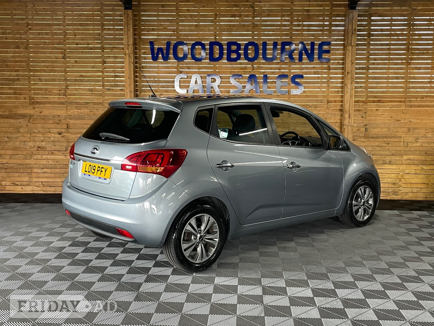 Kia Venga 2019 - Cars in Brighton