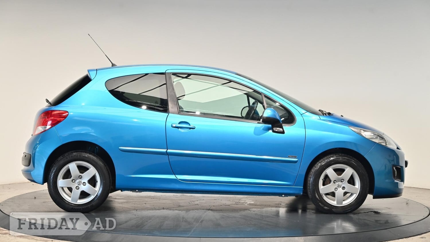 Peugeot 207 2011 - Cars in Cullompton
