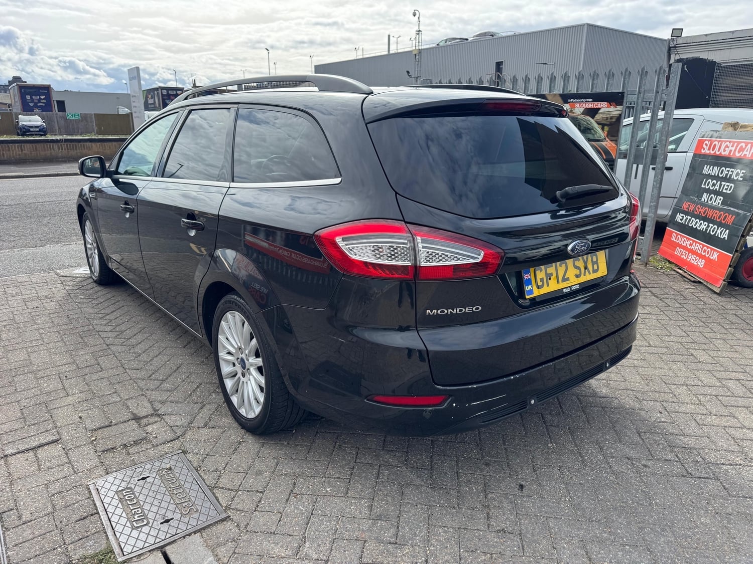 [ berth ]Ford Mondeo
