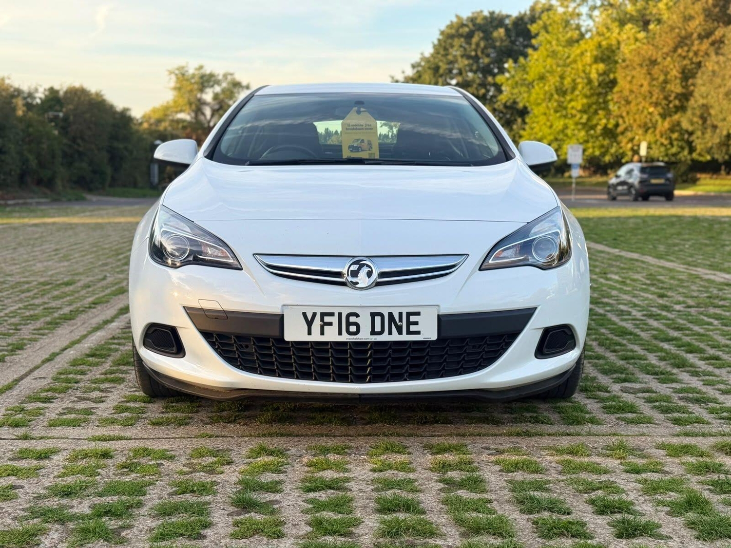 [ berth ]Vauxhall Astra