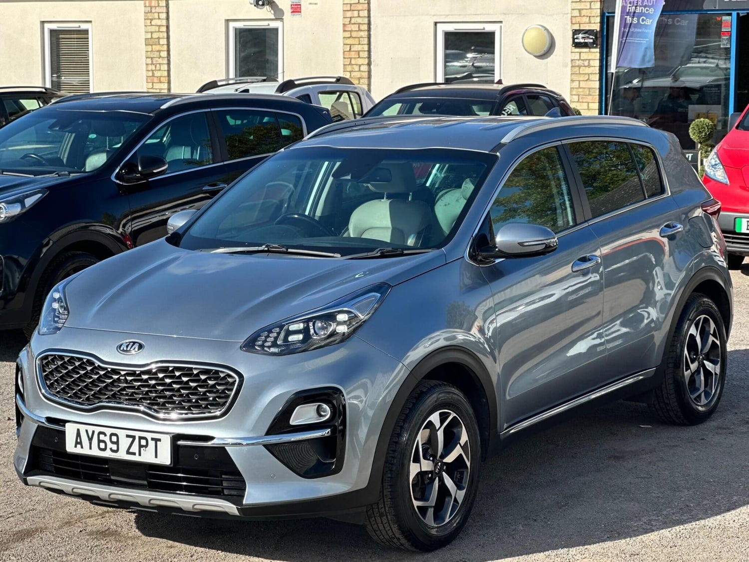 [ berth ]Kia Sportage