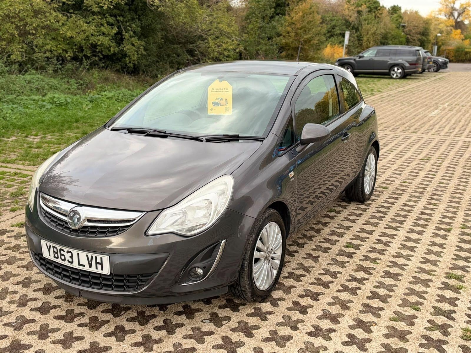 [ berth ]Vauxhall Corsa