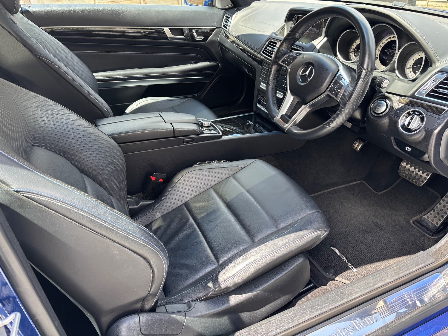 [ berth ]Mercedes-Benz E Class