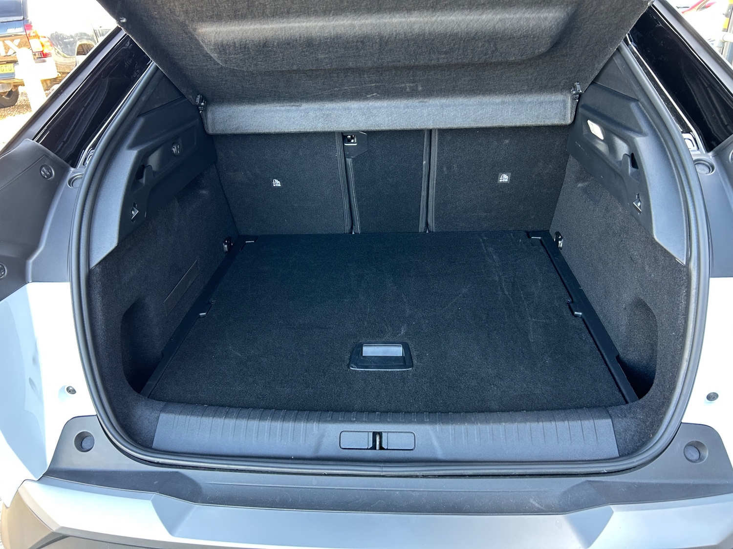 Peugeot 3008 2025 - Cars