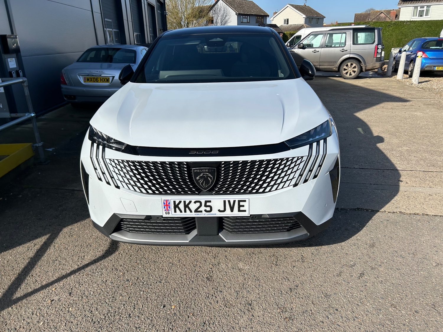 [ berth ]Peugeot 3008