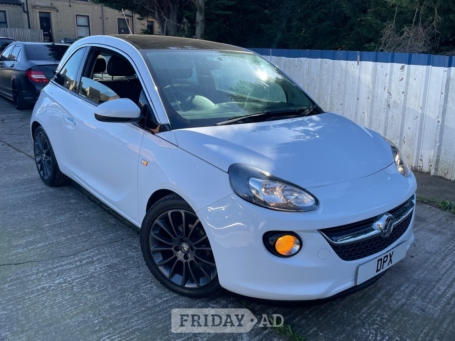 Vauxhall Adam 2013 in Liversedge