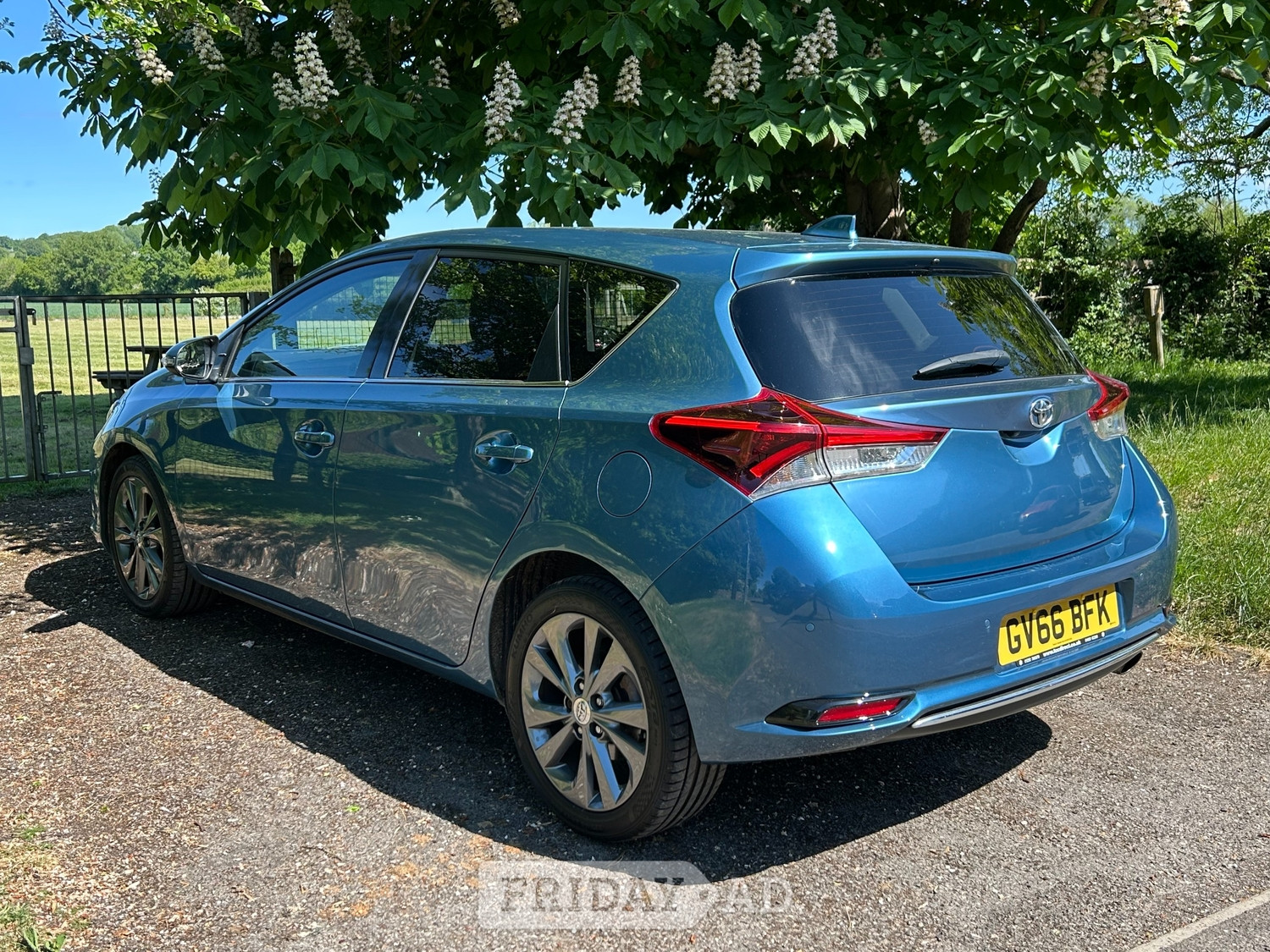 [ berth ]Toyota Auris
