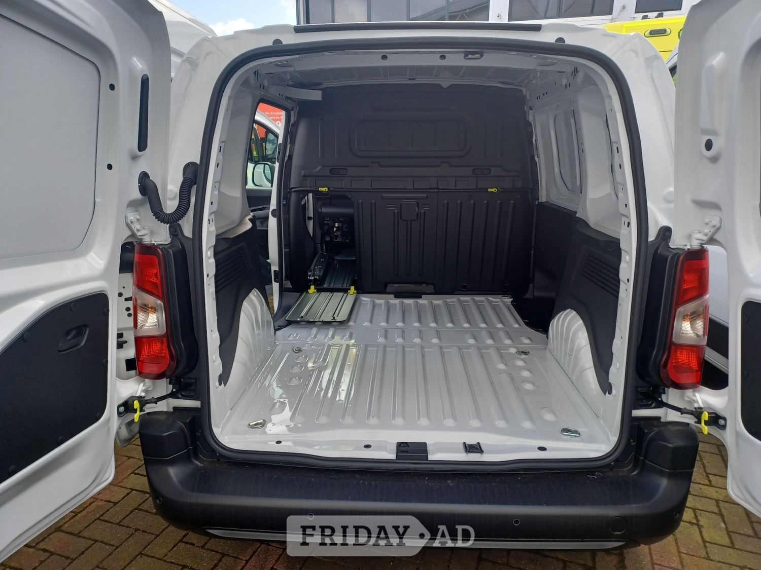 Fiat Doblo 2026 - Vans & Commercial Vehicles