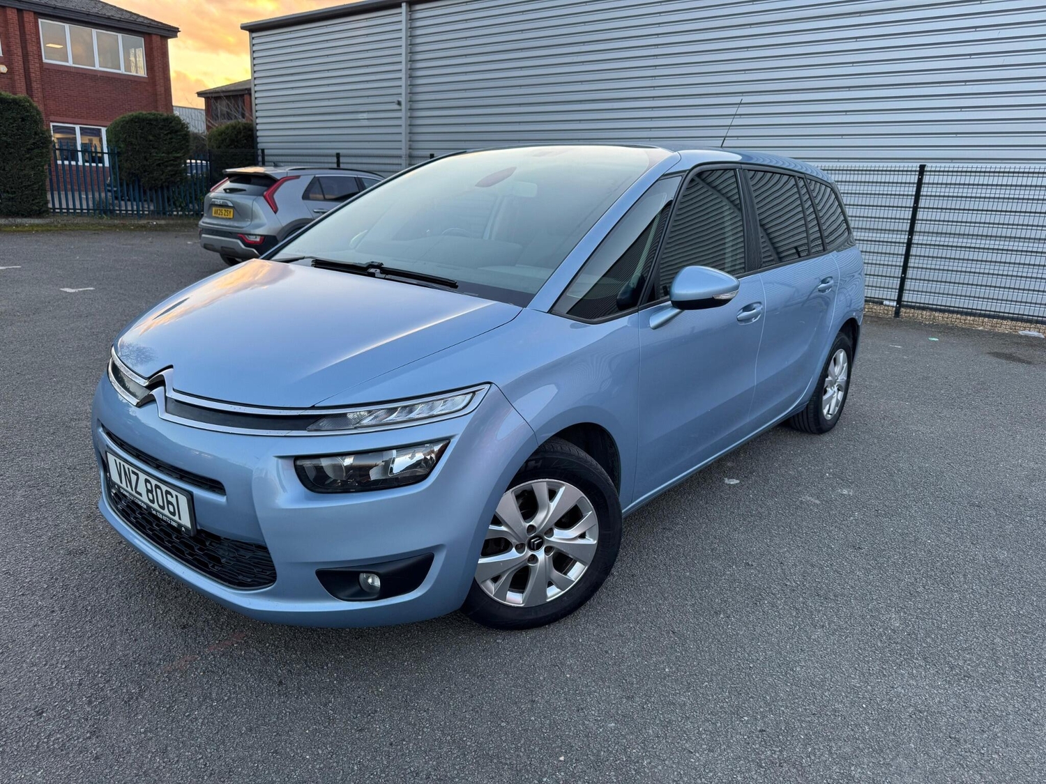Citroen Grand C4 Picasso 2016 - Cars in Peterborough