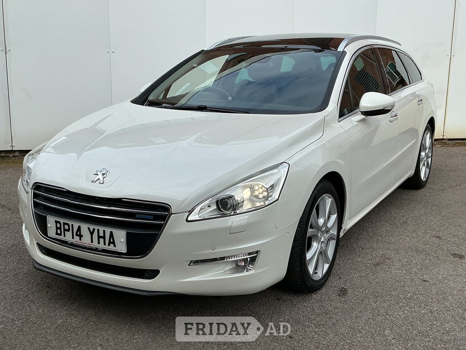 Peugeot 508 SW Porth