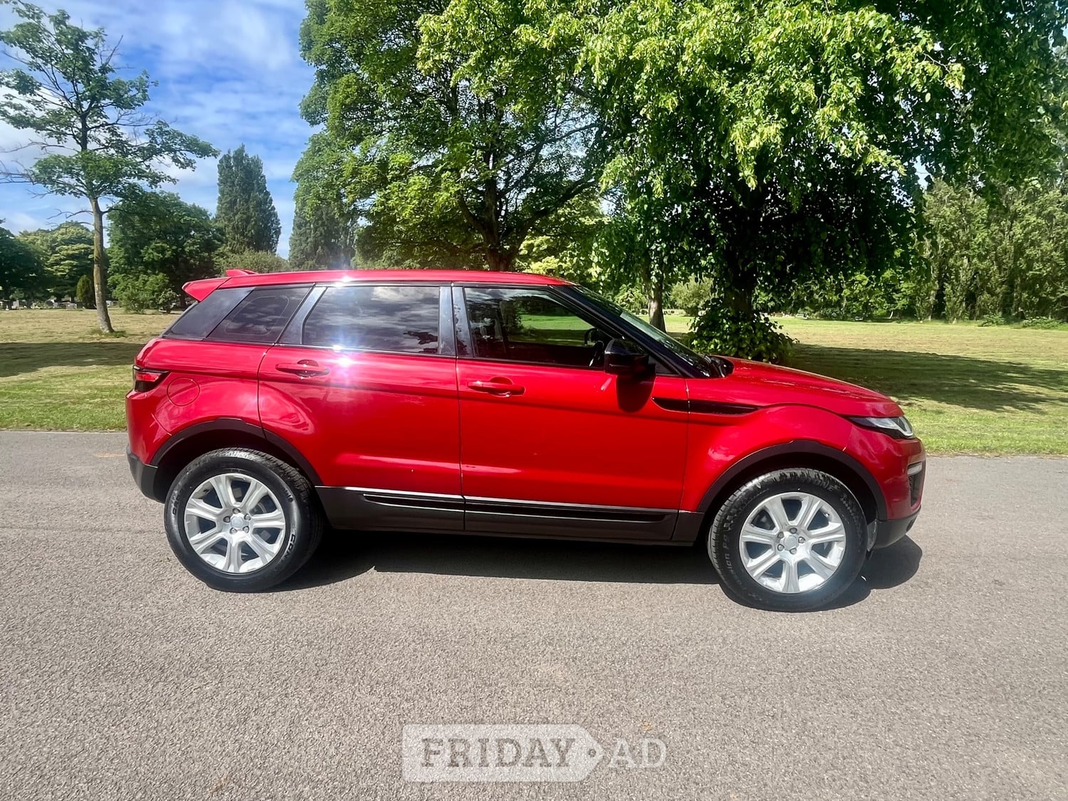 Land Rover Range Rover Evoque 2017 - Cars in St. Helens