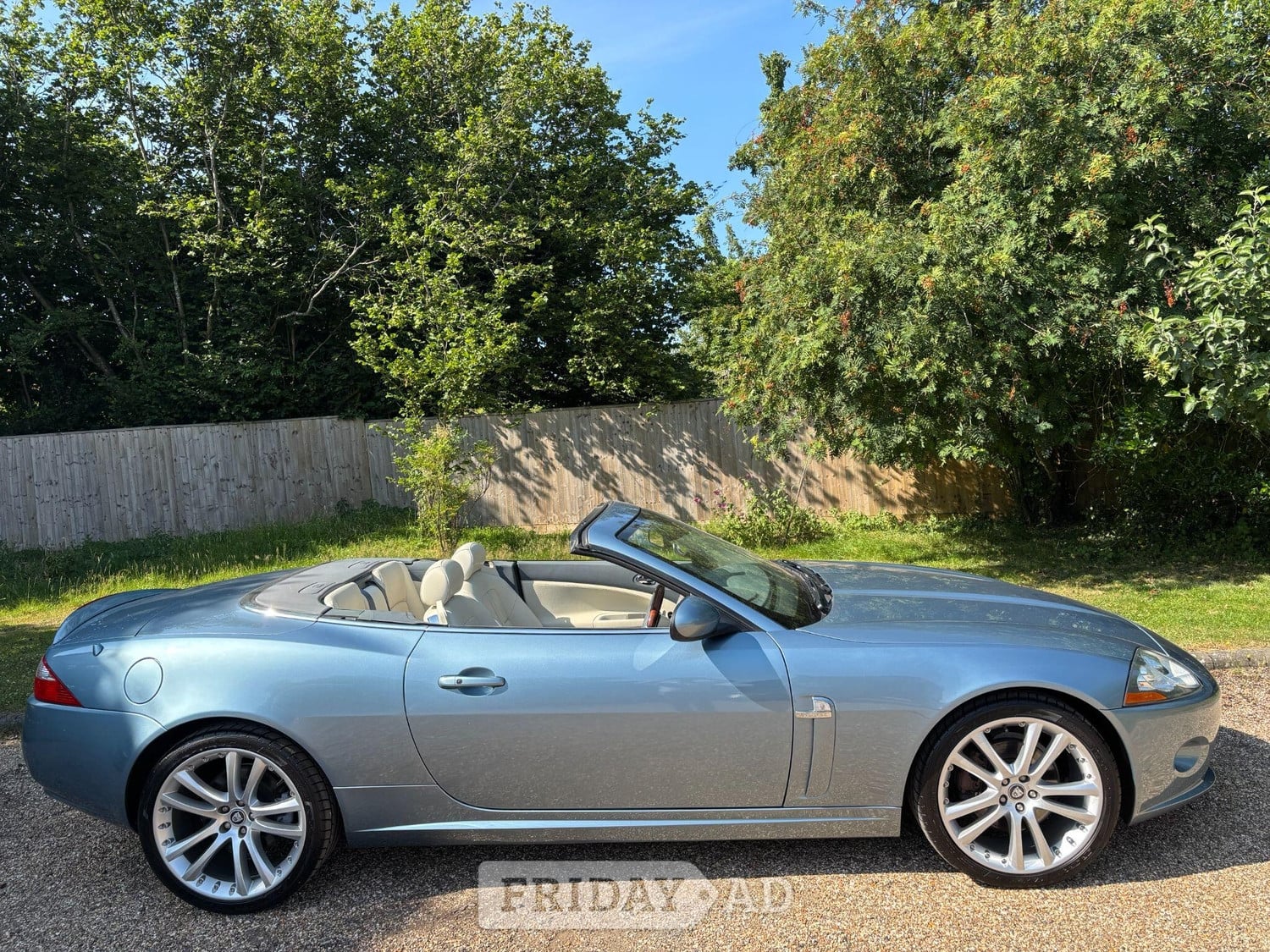 Jaguar XK 2006 in High Wycombe