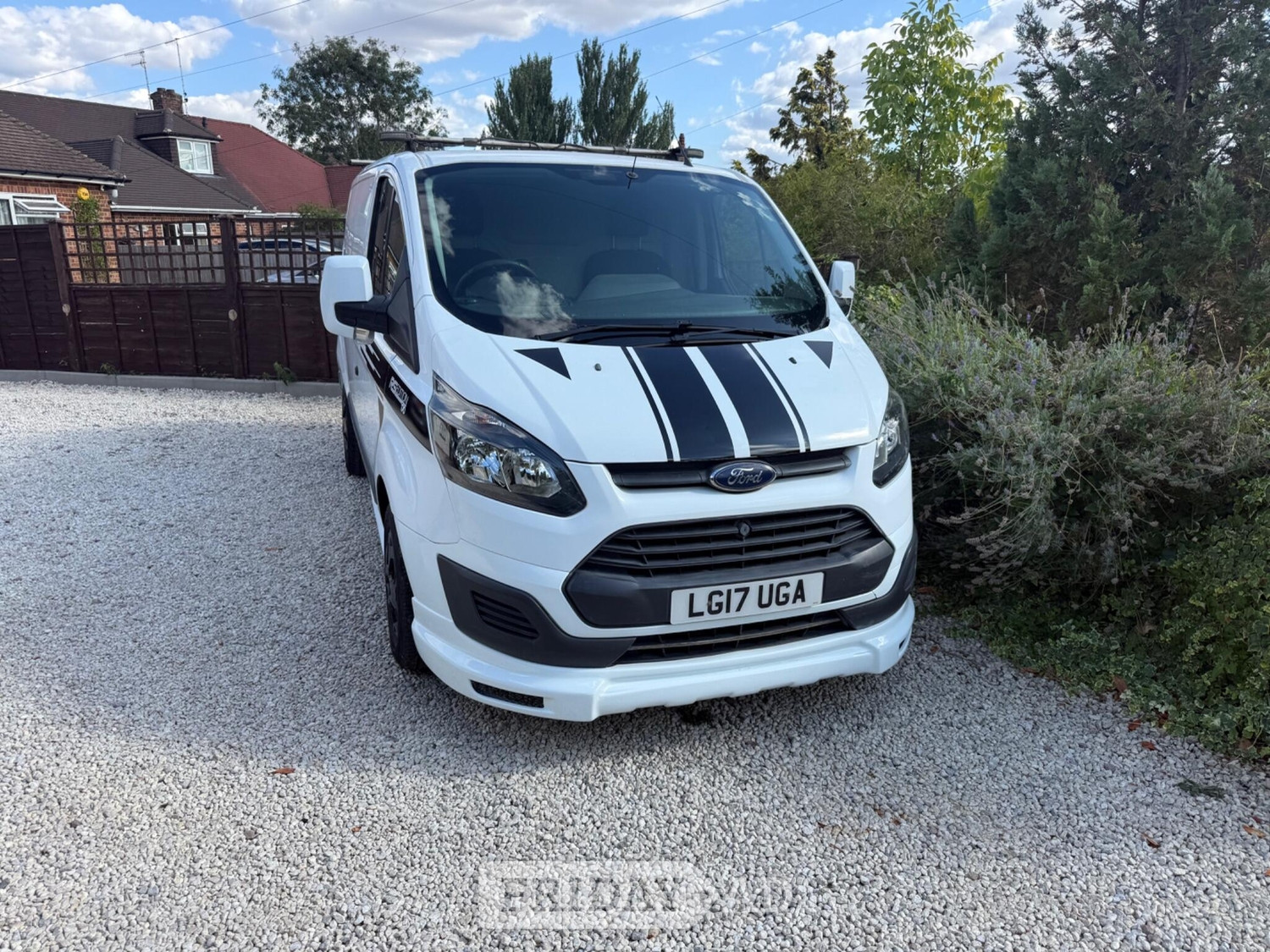Ford Transit Custom 2017 - Vans & Commercial Vehicles in Bourne End
