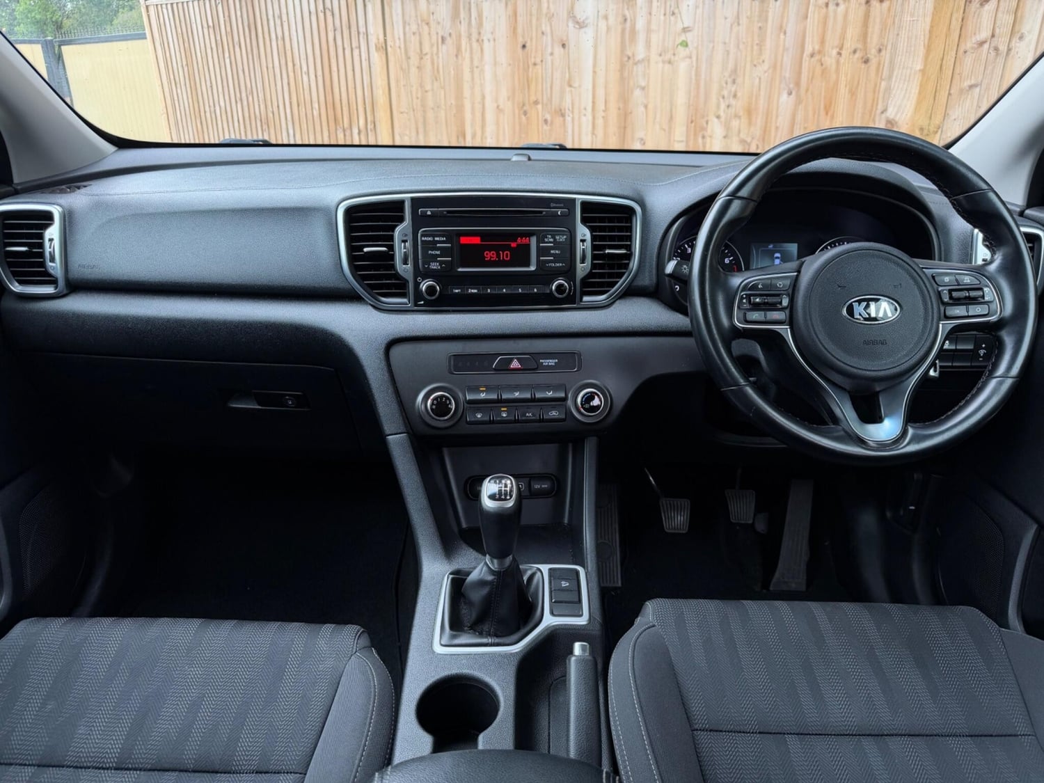 [ berth ]Kia Sportage