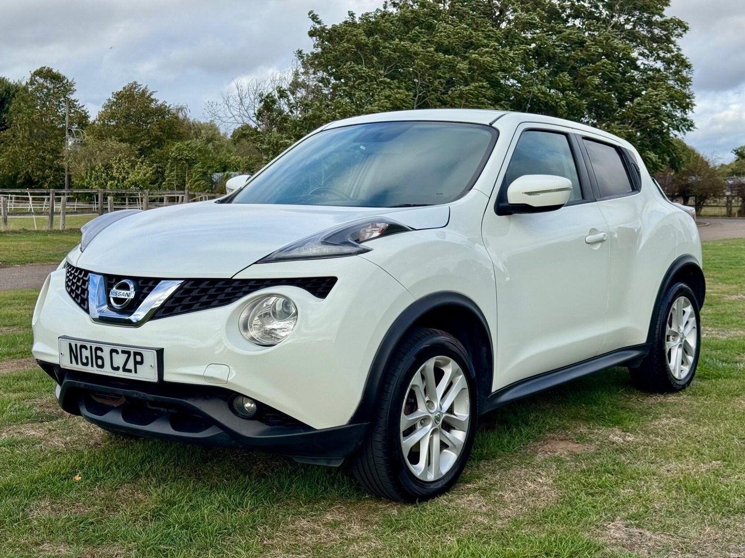 Nissan Juke Bedford