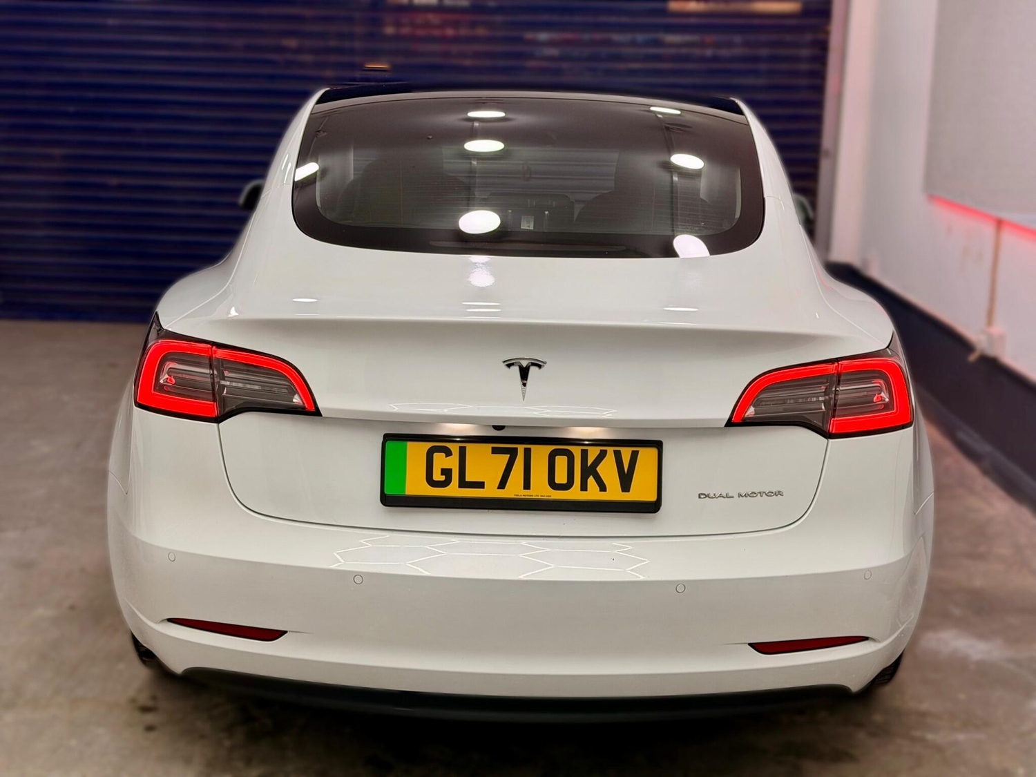 Tesla Model 3 2022 - Cars