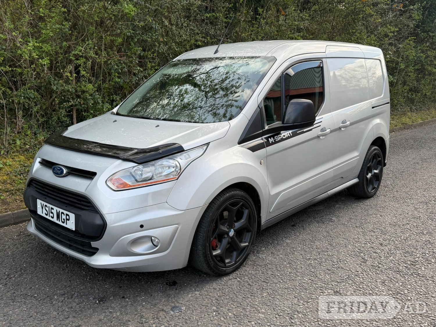 [ berth ]Ford Transit Connect