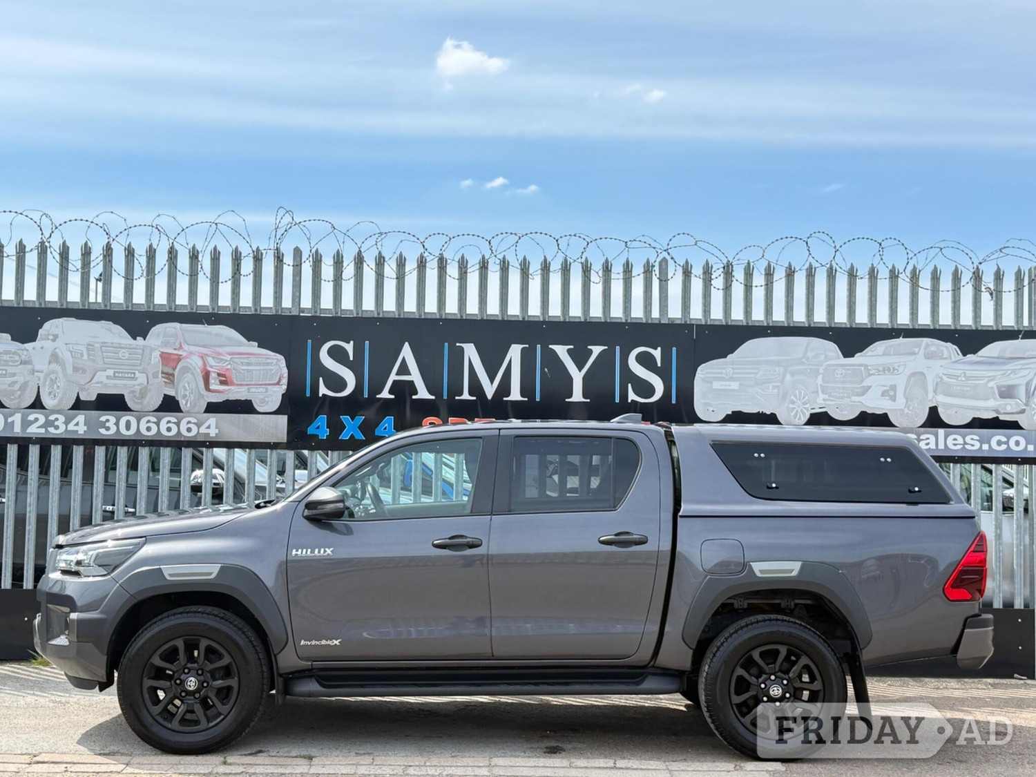 Toyota Hilux 2022 - Vans & Commercial Vehicles in Bedford