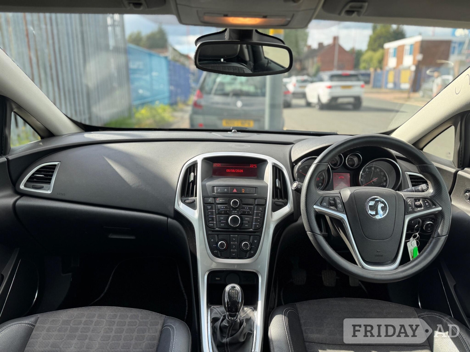 Vauxhall Astra 2013 - Cars