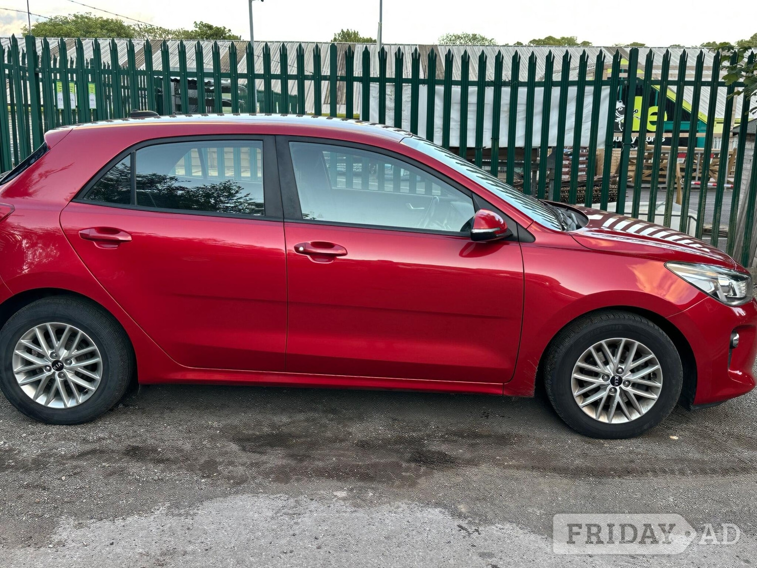 Kia Rio 2019 - Cars in Dorchester