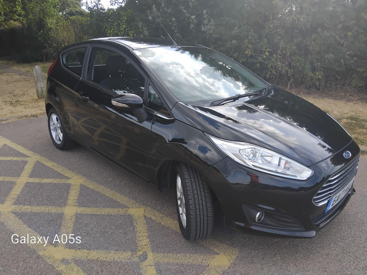 [ berth ]Ford Fiesta