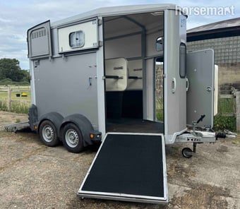 Ifor Williams HB506  Horse Trailer