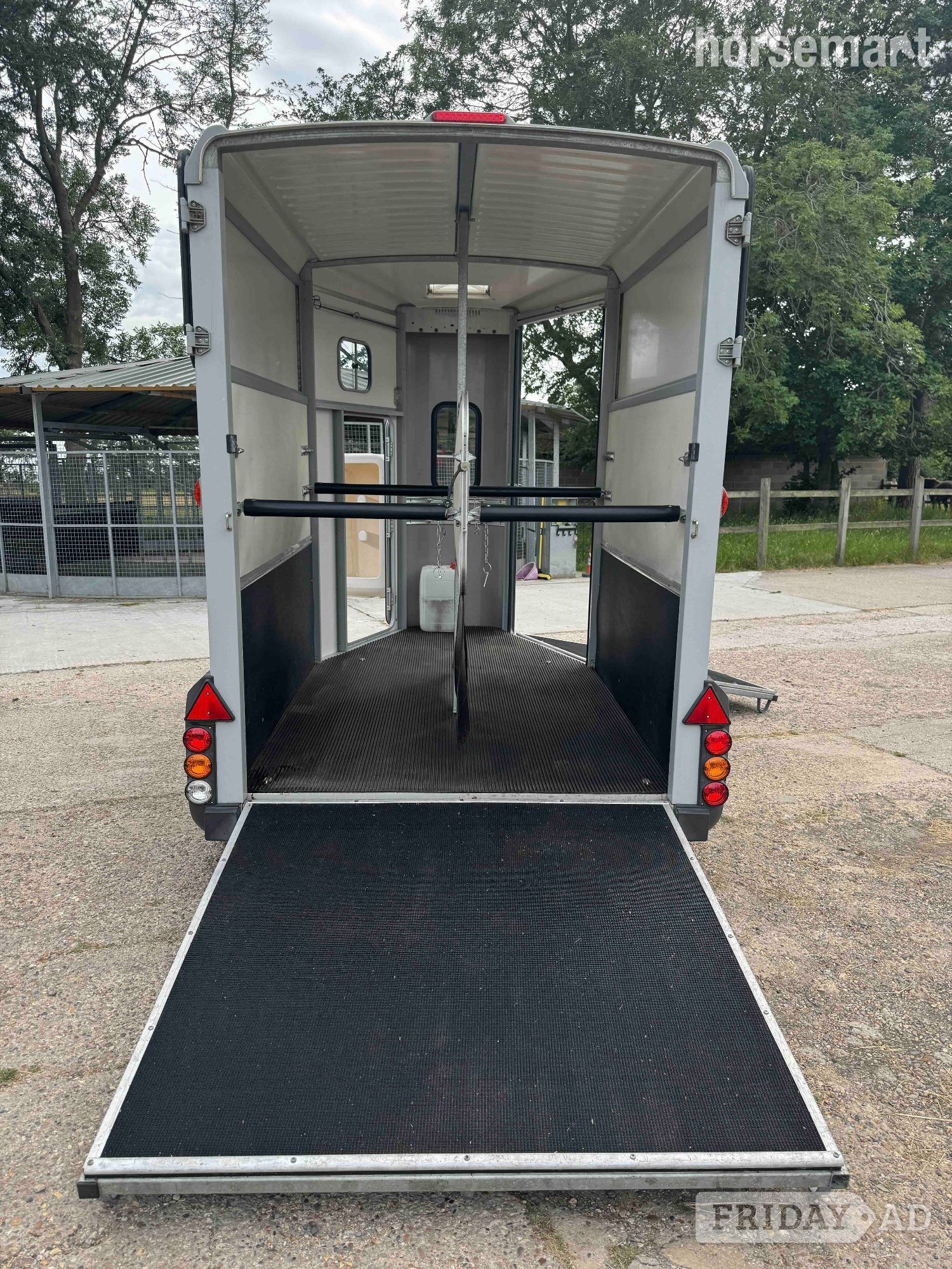 Ifor Williams HB506  Horse Trailer - Trailers & Horseboxes in Ashingdon