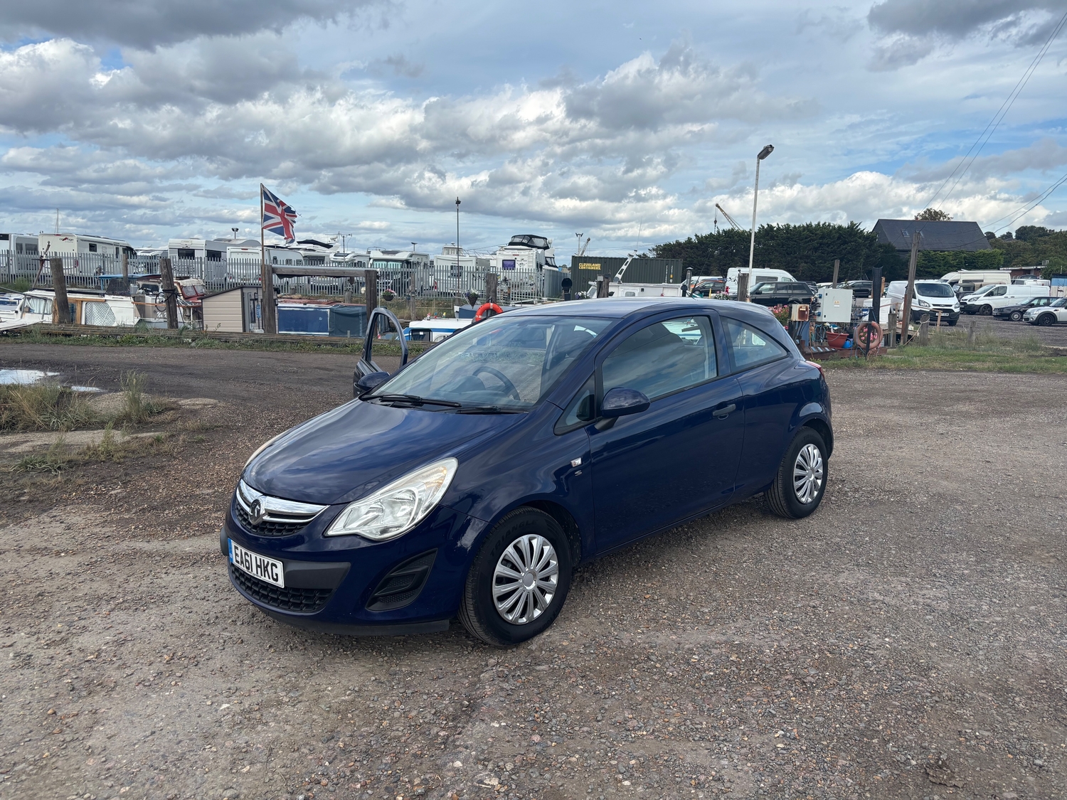Vauxhall Corsa 2011 - Cars in Rochester