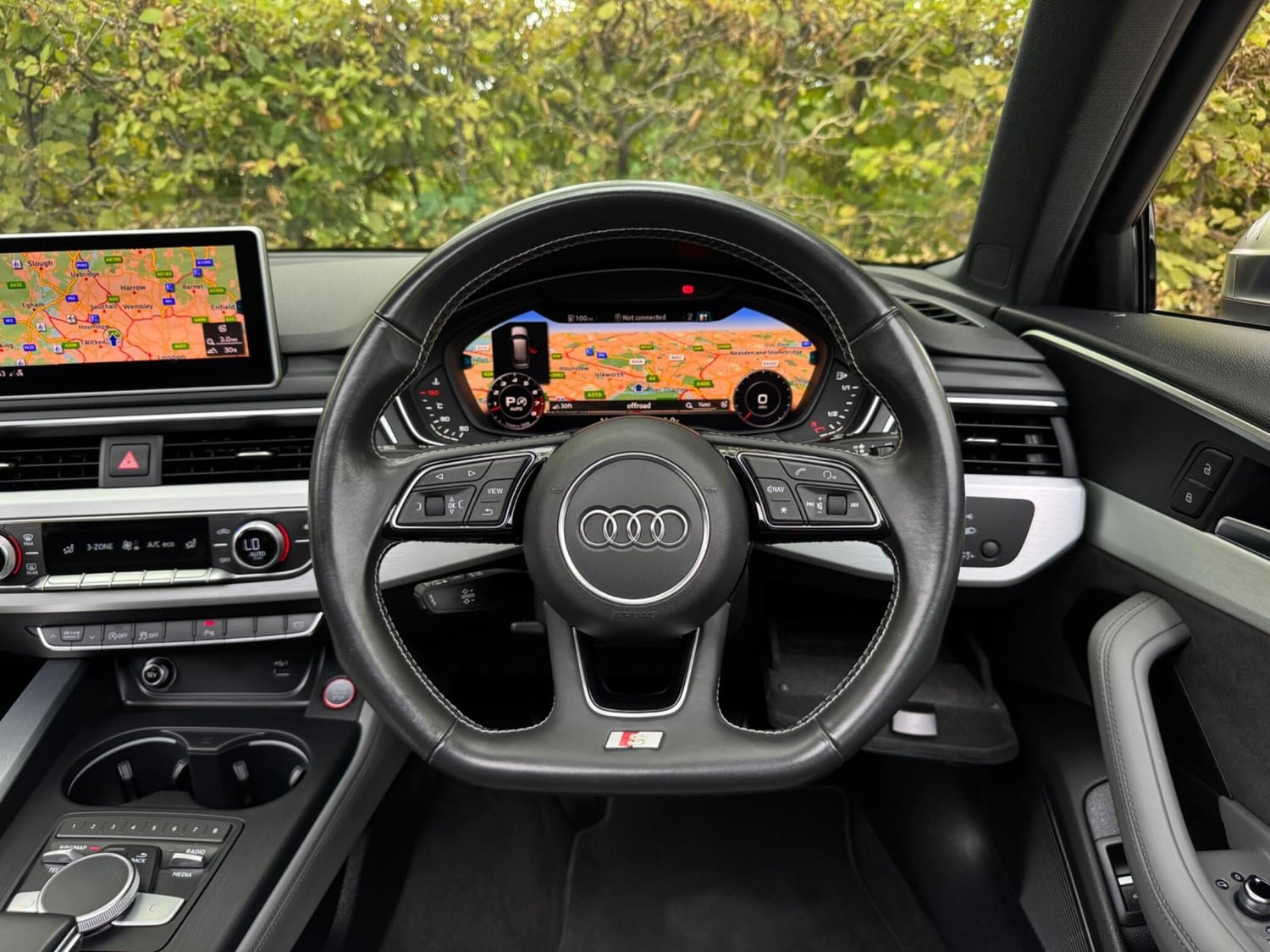 [ berth ]Audi S4 Avant