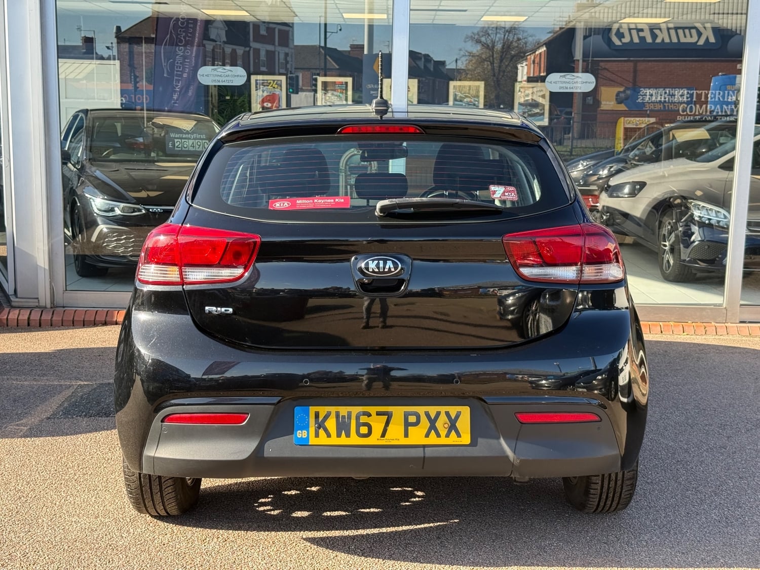 Kia Rio 2017 - Cars in Kettering