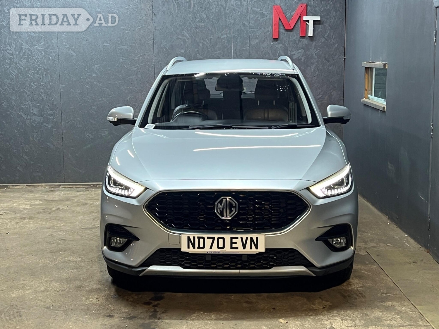 [ berth ]MG ZS