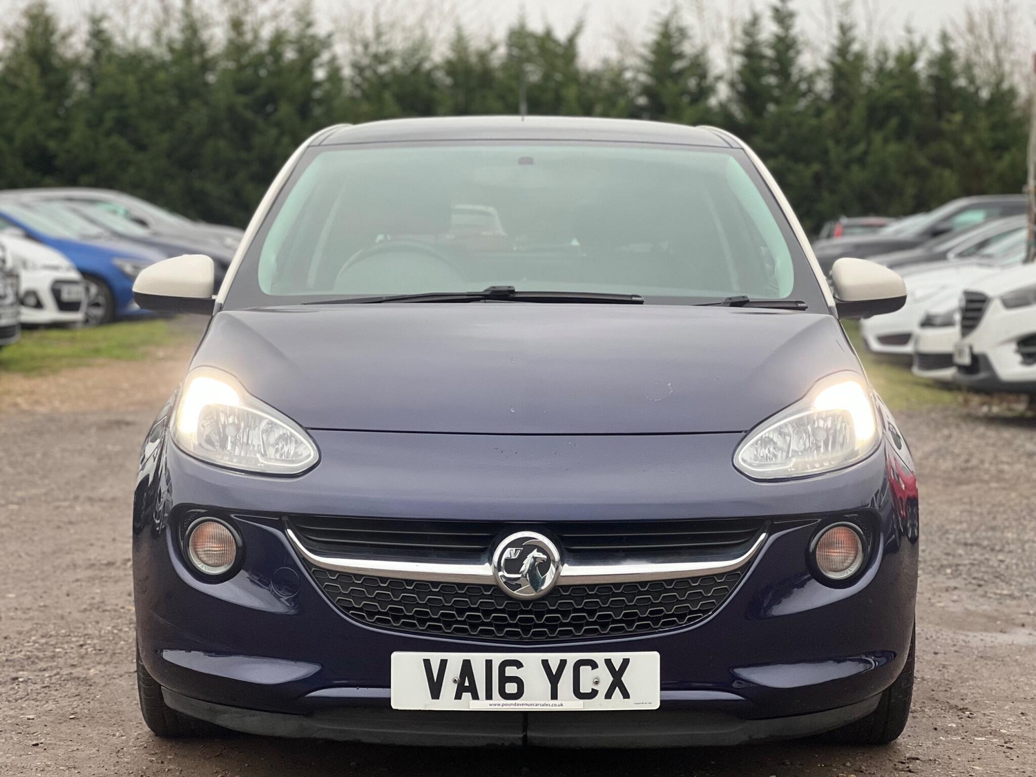 [ berth ]Vauxhall Adam