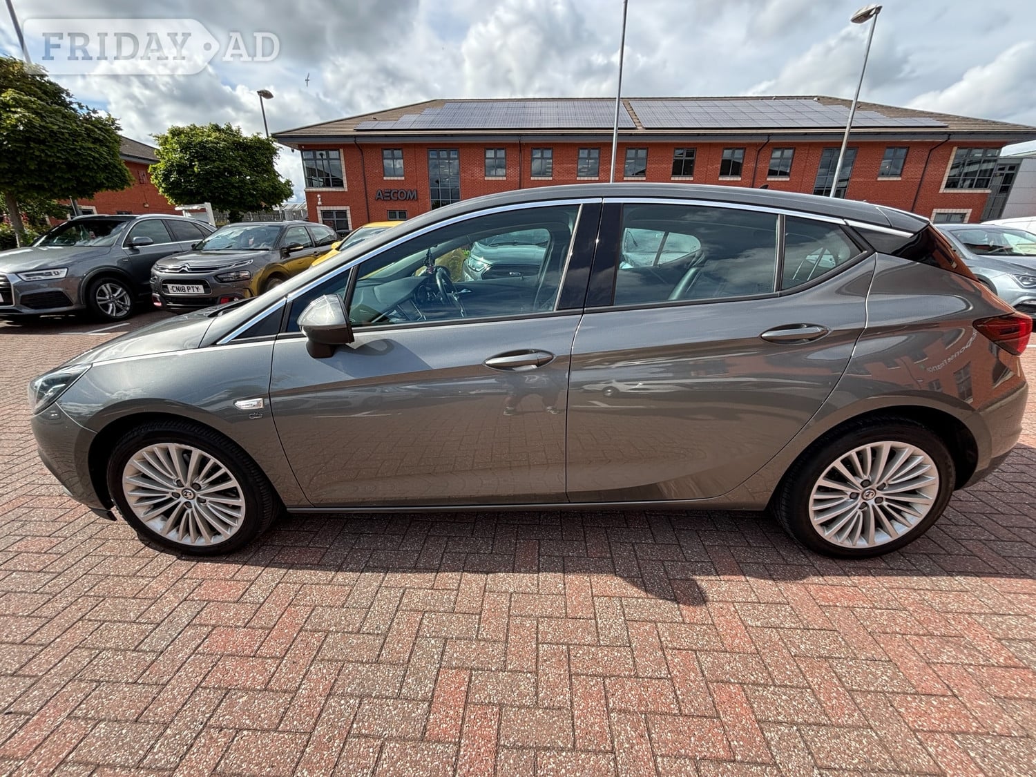 Vauxhall Astra 2018 - Cars