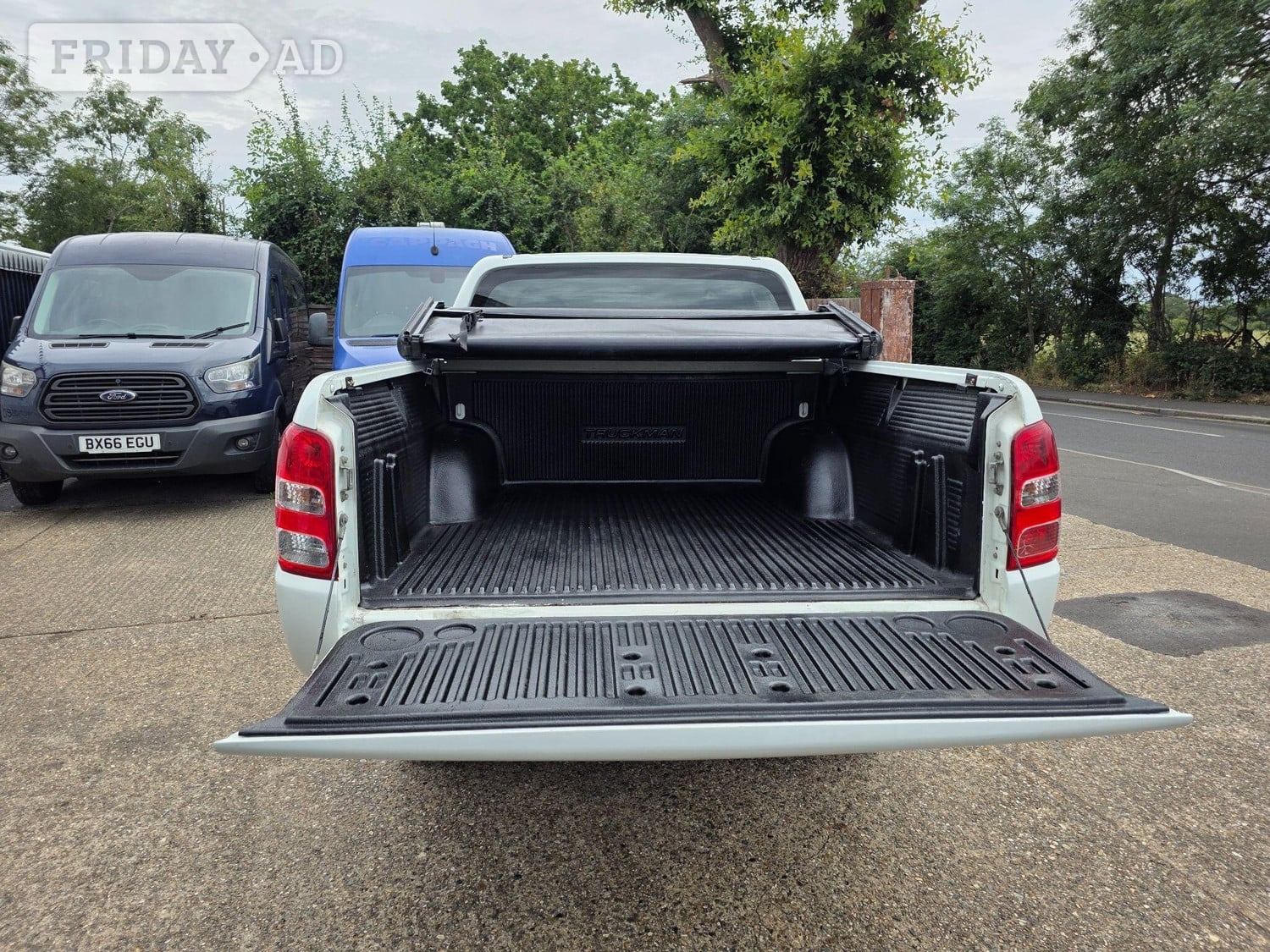 Mitsubishi L200 2017 - Vans & Commercial Vehicles