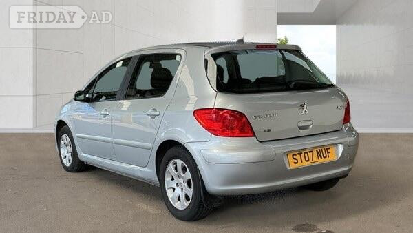 [ berth ]Peugeot 307