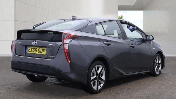 [ berth ]Toyota Prius