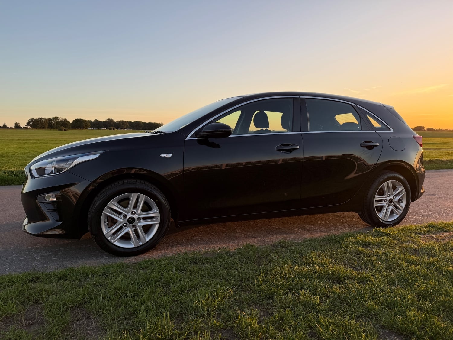 Kia Ceed 2019 - Cars