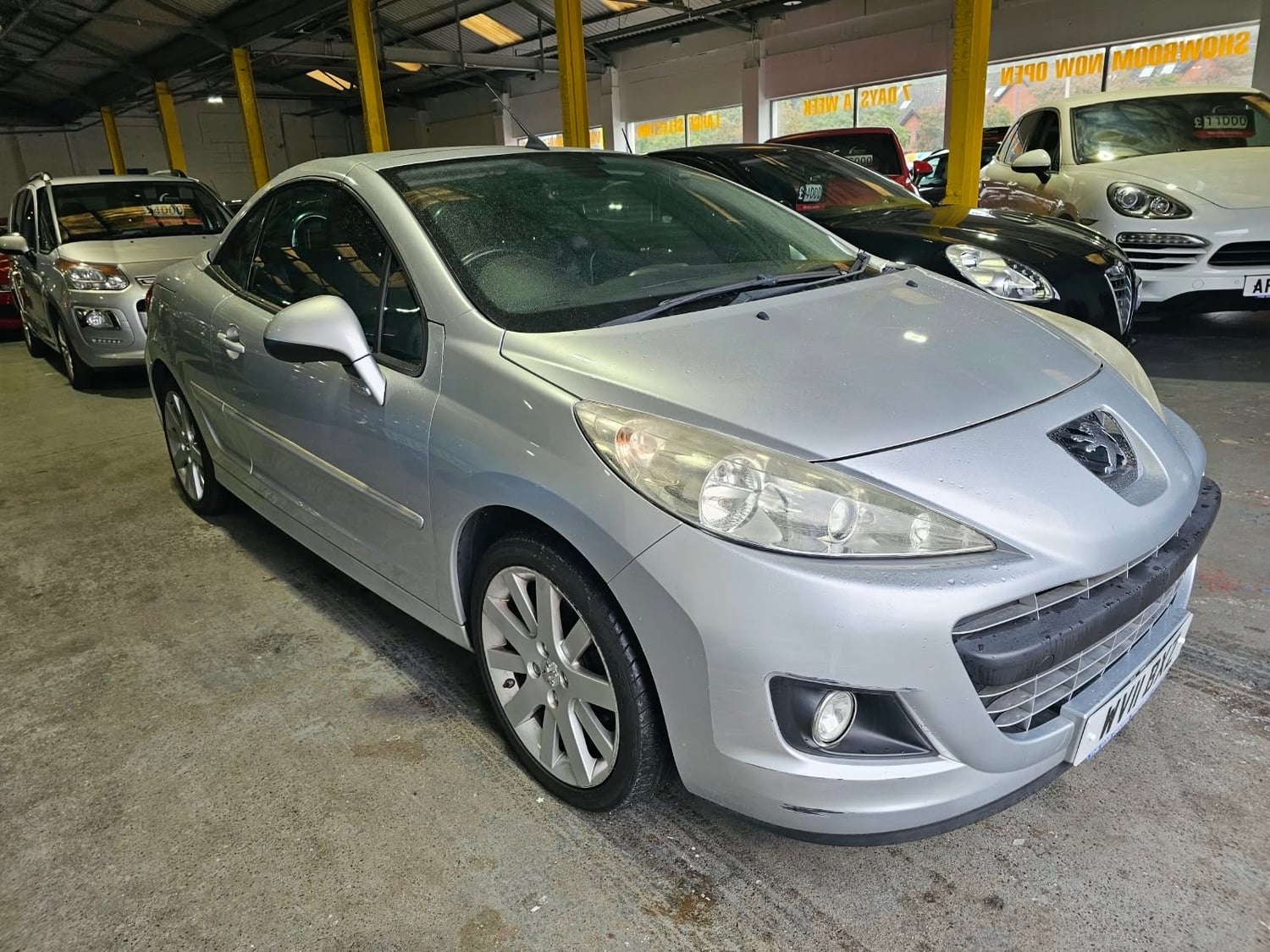 [ berth ]Peugeot 207 CC