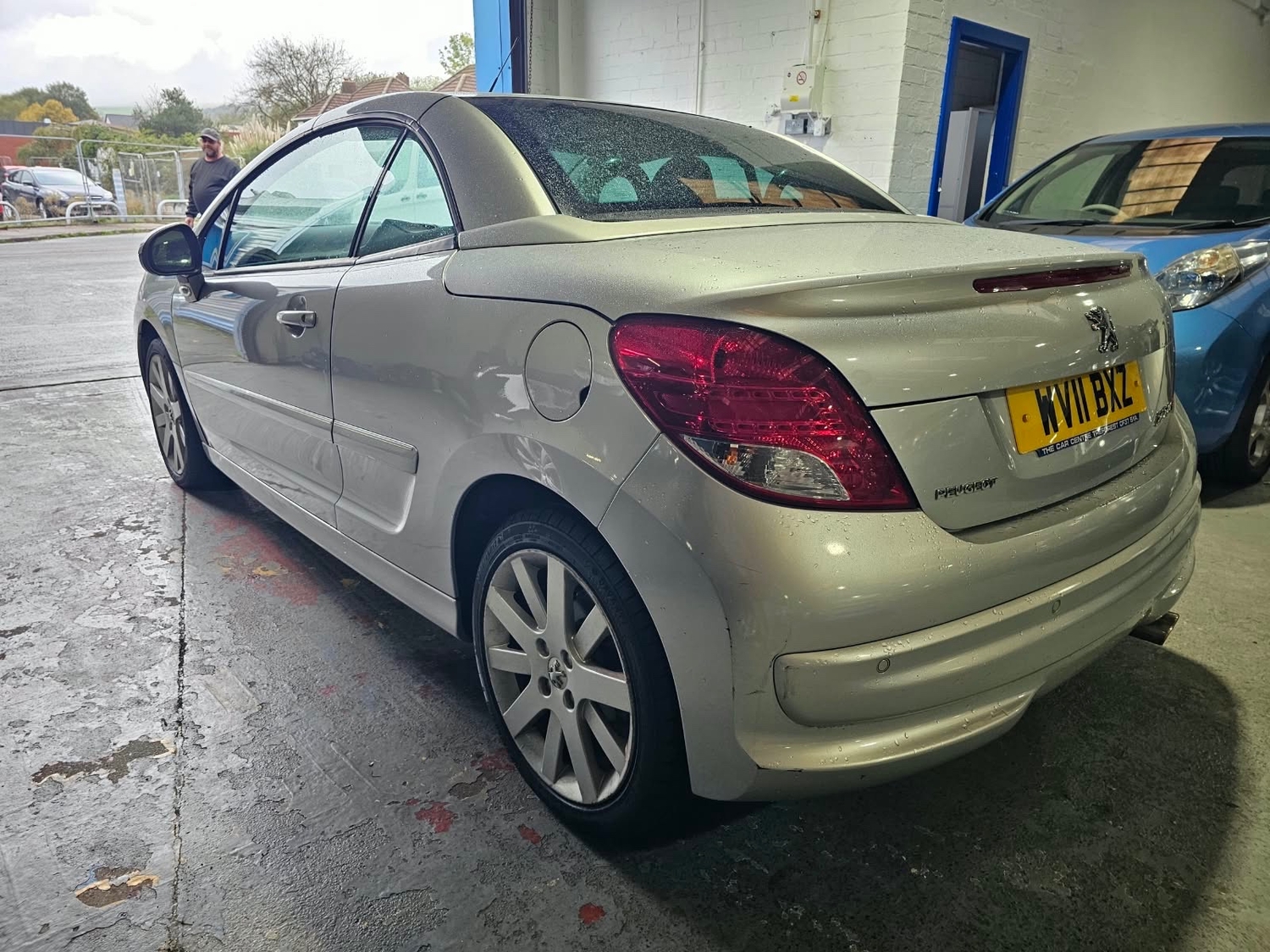 Peugeot 207 CC 2011 - Cars in Pontypridd