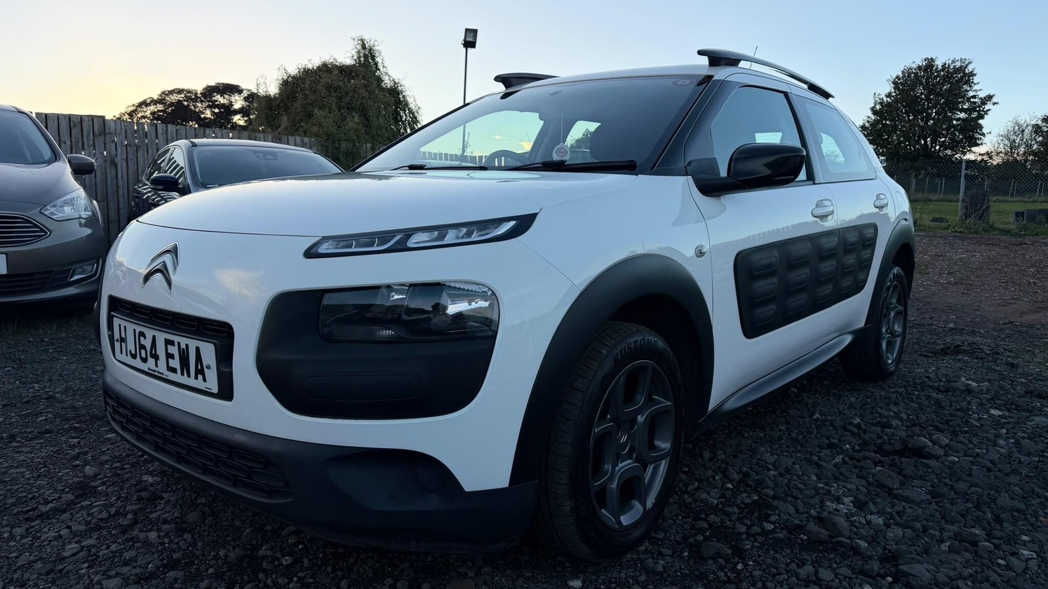 [ berth ]Citroen C4 Cactus