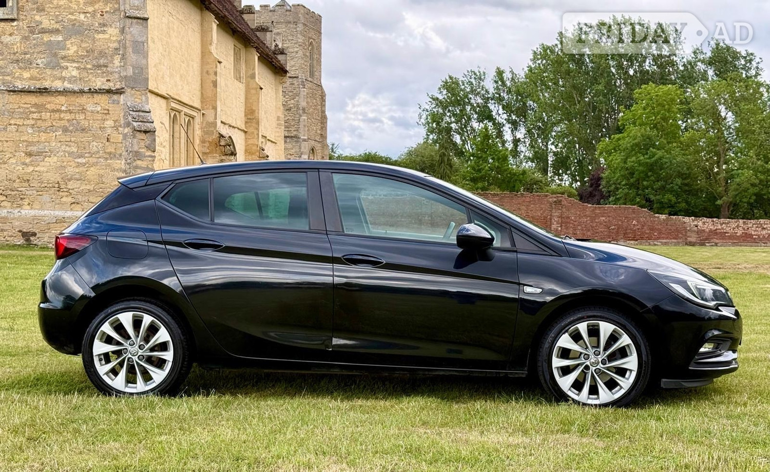 [ berth ]Vauxhall Astra