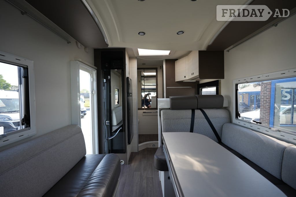 Chausson Welcome 610 FIAT 4 BERTH 4 TRAVEL SEAT MOTORHOME Haywards Heath